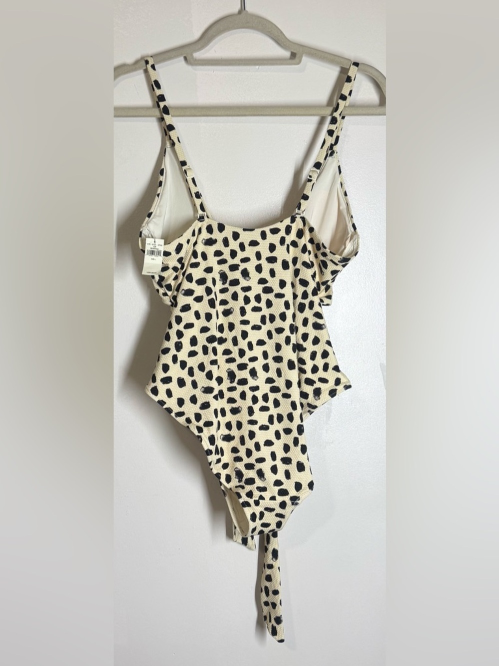 Aerie One Piece Full Coverage Padded Wrap Swimsuit - Picture 4 of 7